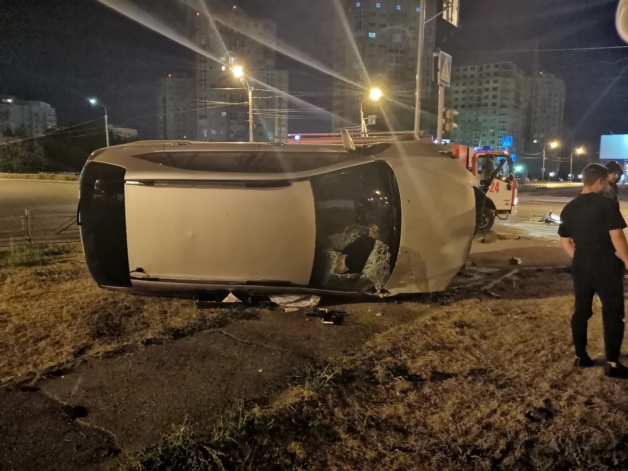 Появились фотографии машин, разорванных в жуткой смертельной аварии на Левобережье Омска Появились фотографии машин, разорванных в жуткой смертельной аварии на Левобережье Омска