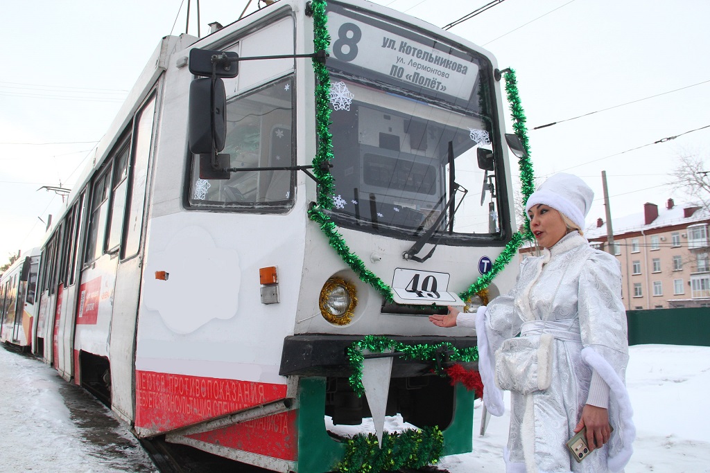 Омичам назвали самые праздничные маршруты общественного транспорта Омичам назвали самые праздничные маршруты общественного транспорта