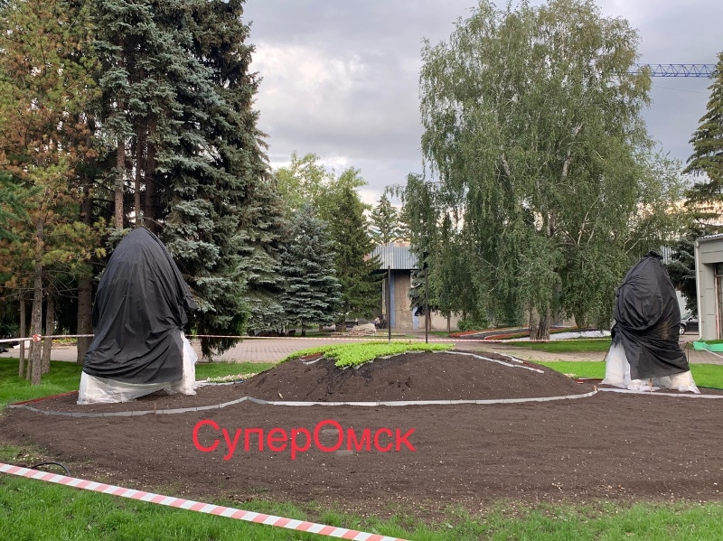 В Омске на фото попал процесс подготовки к «тихой» «Флоре» В Омске на фото попал процесс подготовки к «тихой» «Флоре»