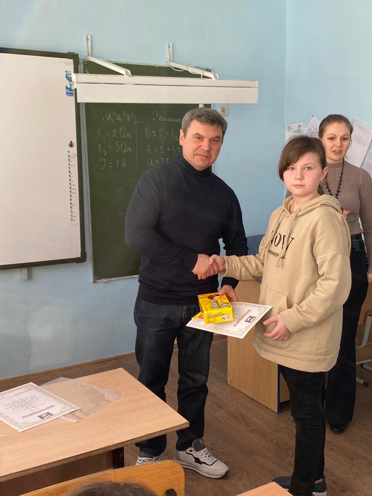 Для школьников микрорайона Осташково провели турнир по шашкам Для школьников микрорайона Осташково провели турнир по шашкам