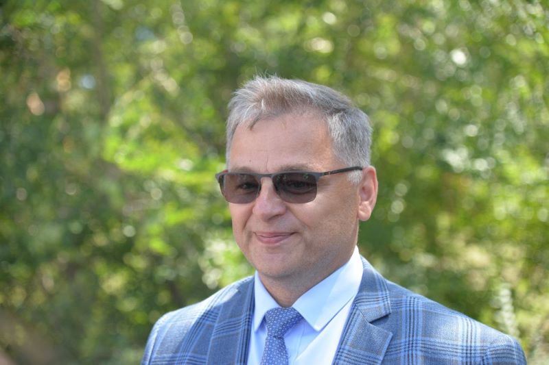 Благоустройство в Ленинском округе Омска проверил губернатор Александр Бурков Благоустройство в Ленинском округе Омска проверил губернатор Александр Бурков