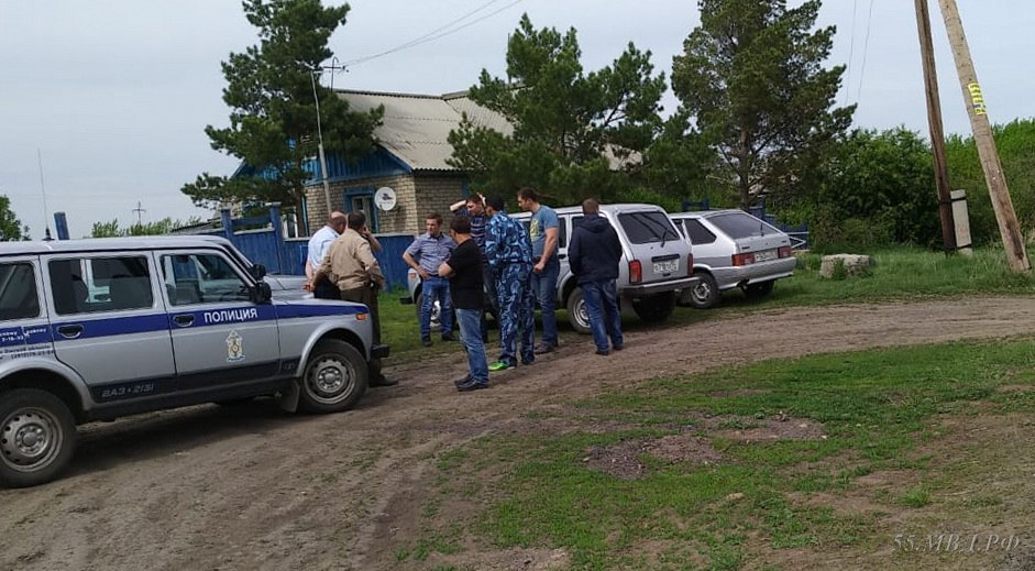 Появилась фотография главы семейства, которого подозревают в возможном убийстве жены и дочери-школьницы в Омской области