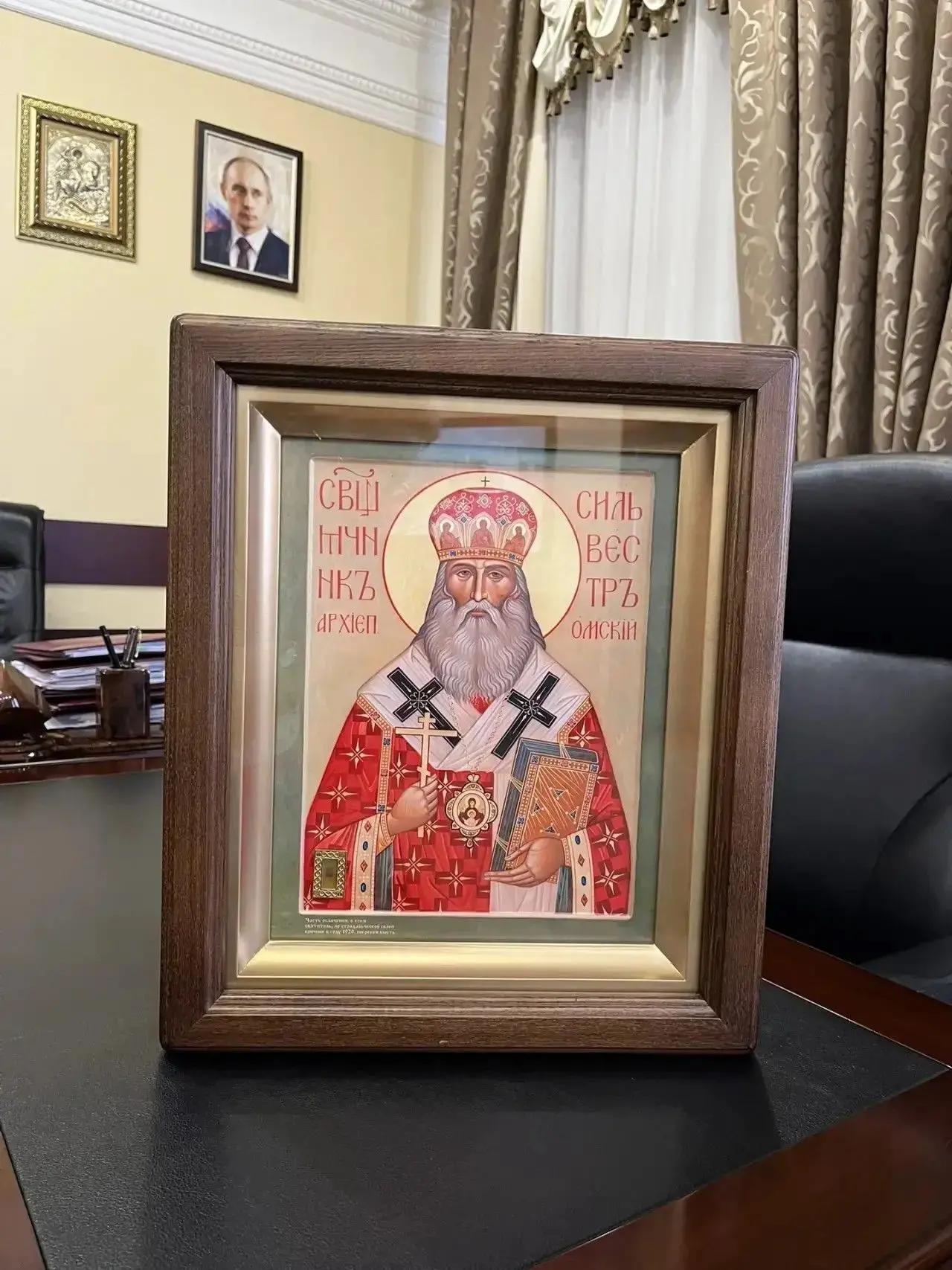 Шелесту вручили лик святого Шелесту вручили лик святого