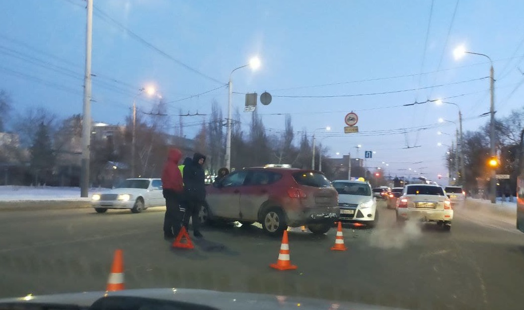 Из омичей выходят бесы? Праздник Крещения в Омске отметился массой резонансных ДТП Из омичей выходят бесы? Праздник Крещения в Омске отметился массой резонансных ДТП