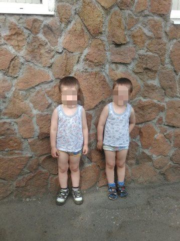 В Омске ребятишки сбежали из детского сада – соцсети В Омске ребятишки сбежали из детского сада – соцсети