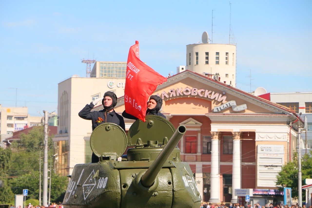 В Омске в особом формате прошел парад Победы - фото В Омске в особом формате прошел парад Победы - фото