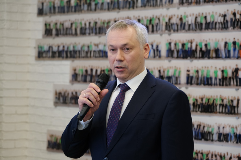 Губернатор Новосибирской области: «Проект «Школа 21» обеспечит экономику нашего региона профессиональными IT-кадрами» Губернатор Новосибирской области: «Проект «Школа 21» обеспечит экономику нашего региона профессиональными IT-кадрами»