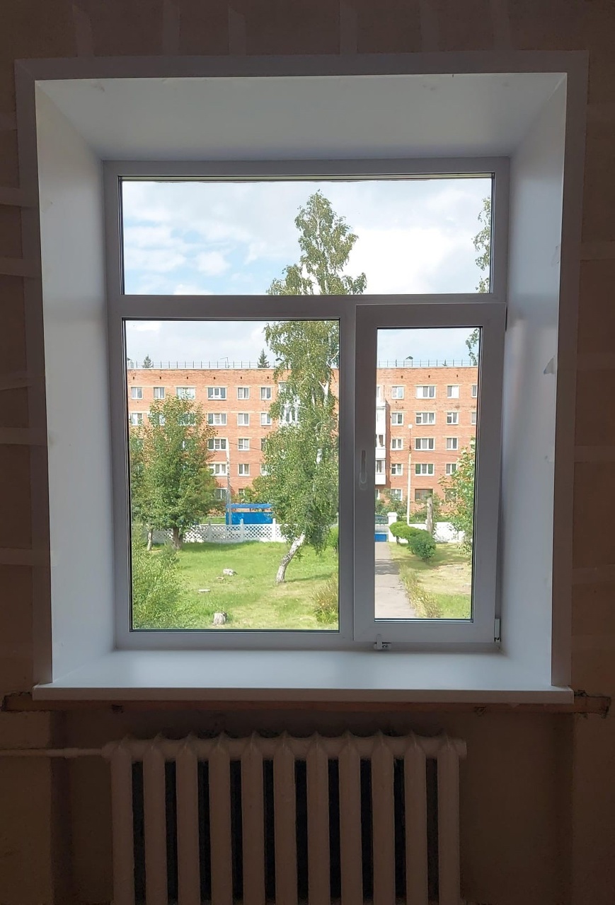 В образовательных учреждениях Октябрьского округа рассказали о помощи депутата Юрия Козловского В образовательных учреждениях Октябрьского округа рассказали о помощи депутата Юрия Козловского