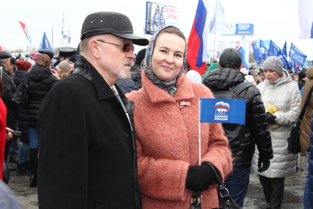 Единство Буркова: кто поддержал врио в национальный праздник Единство Буркова: кто поддержал врио в национальный праздник