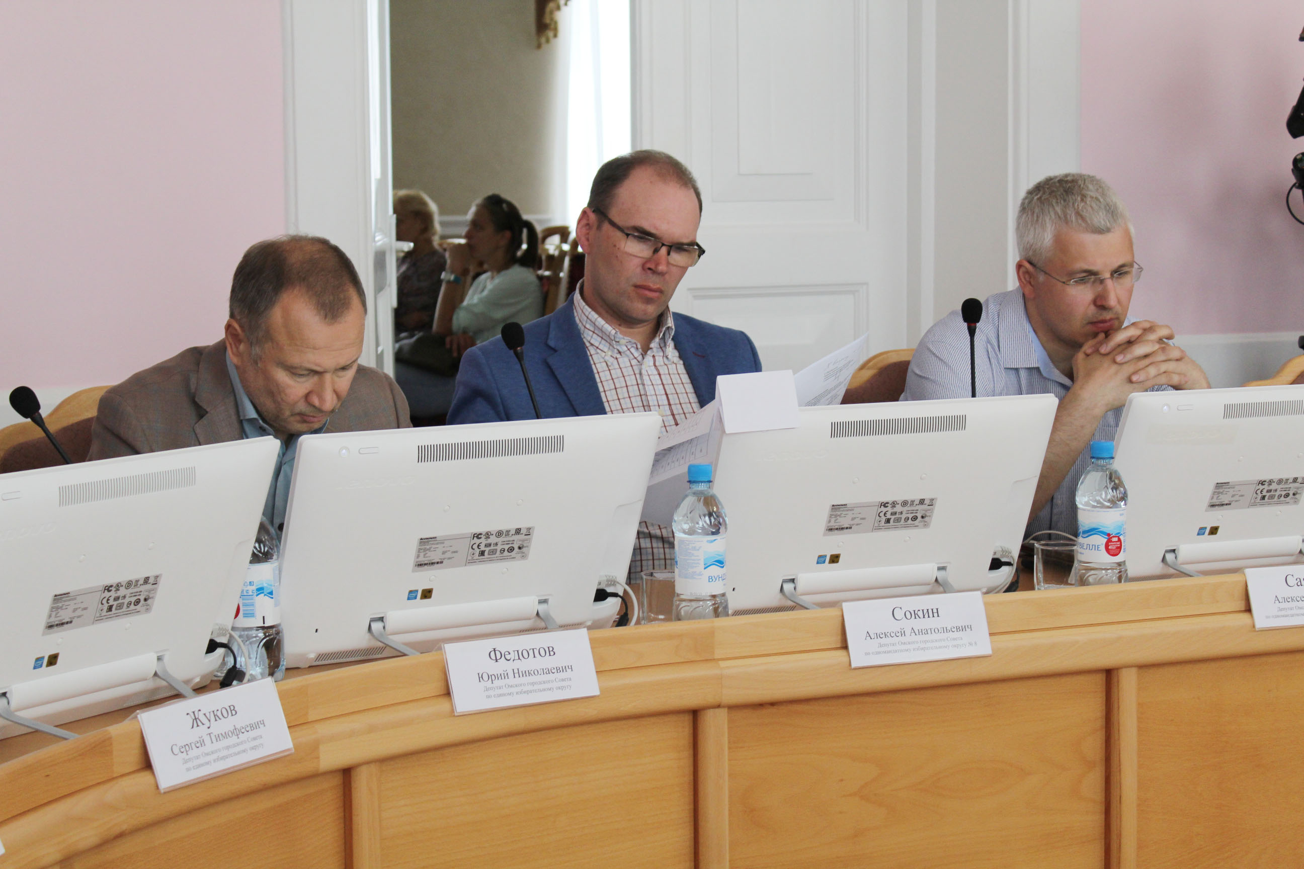 В Омске предложили рецепты от катастрофического дефицита участков для многодетных семей В Омске предложили рецепты от катастрофического дефицита участков для многодетных семей