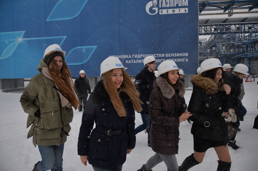 Студенты ОмГУ стали экспертами экологии на Омском НПЗ