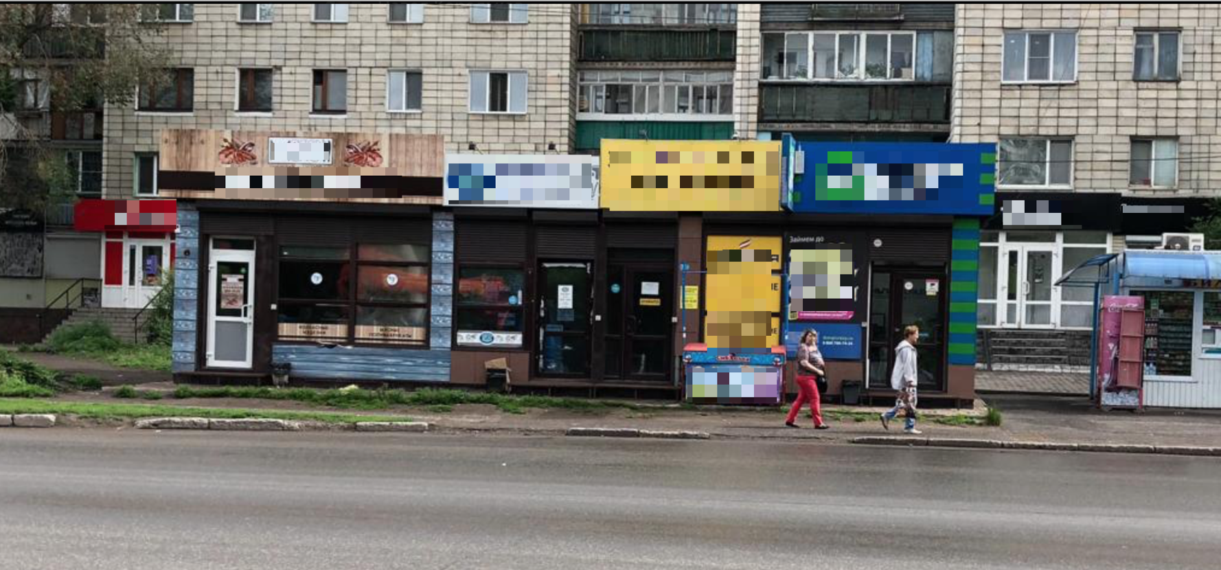 Любимчика мэрии Омска Жуматаева заставили убрать ларьки с территории для людей