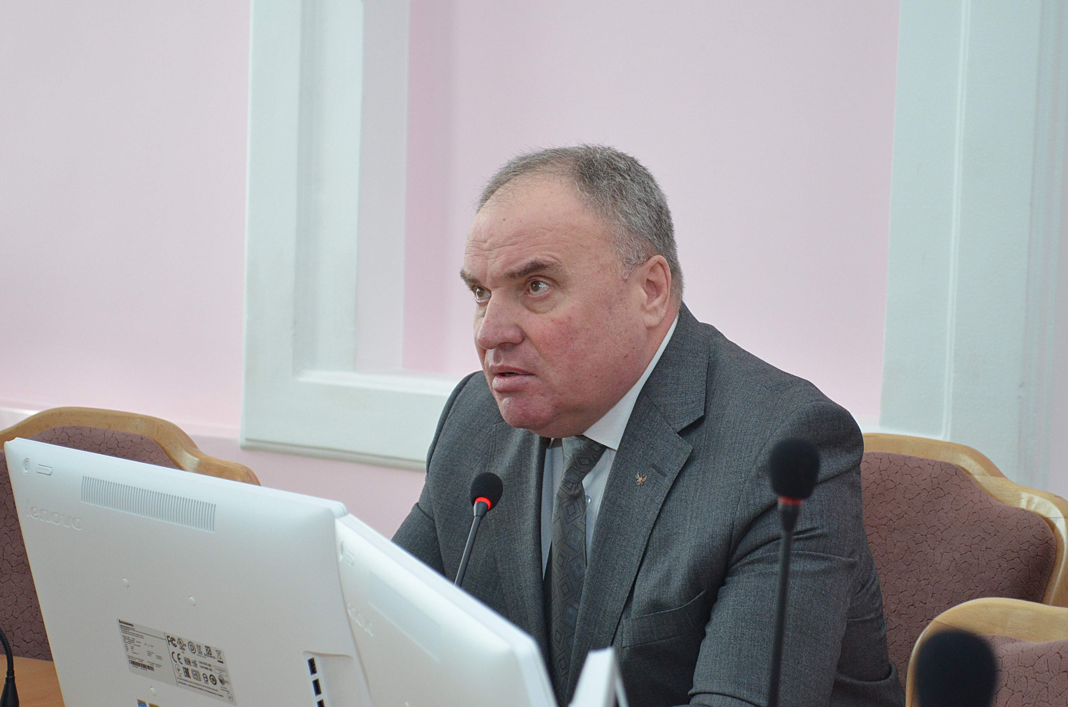 Как в Омске мэра выбирают. Полуфинал. Онлайн-трансляция Как в Омске мэра выбирают. Полуфинал. Онлайн-трансляция