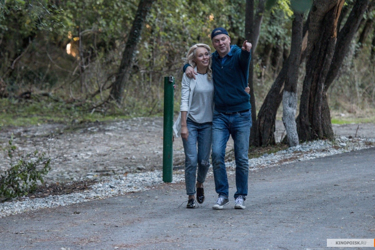 Кинопремьеры в фамилиях: Эдвард Сноуден, Оливер Стоун, Бриджет Джонс, Сергей Светлаков и Роб Зомби Кинопремьеры в фамилиях: Эдвард Сноуден, Оливер Стоун, Бриджет Джонс, Сергей Светлаков и Роб Зомби