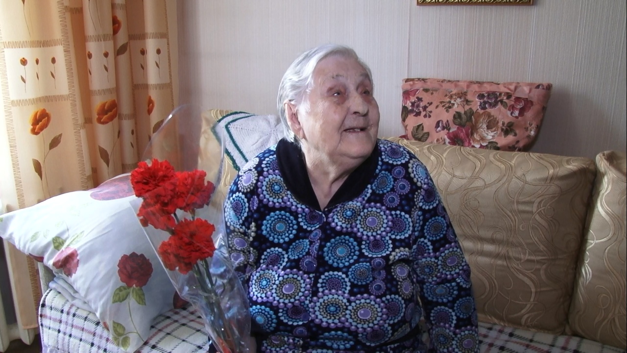 «Мы ждали эту победу»: Ткачук поздравил омичек-ветеранов «Мы ждали эту победу»: Ткачук поздравил омичек-ветеранов