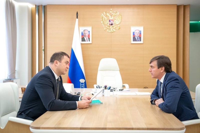 Хоценко в Москве: с кем из федеральных чиновников встретился губернатор за неделю Хоценко в Москве: с кем из федеральных чиновников встретился губернатор за неделю