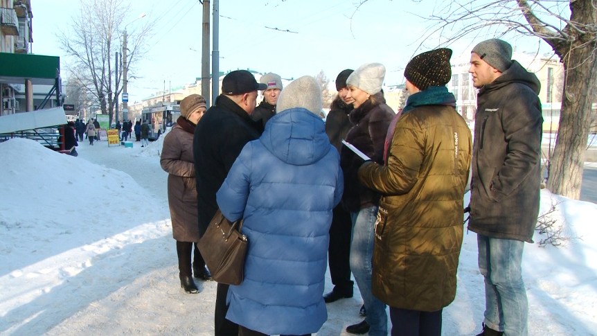 Жители дома с разрушающимся фундаментом призвали на помощь Инну Гомолко Жители дома с разрушающимся фундаментом призвали на помощь Инну Гомолко