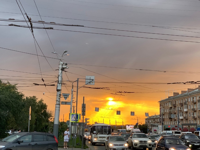 В небе над Омском засняли необычное явление В небе над Омском засняли необычное явление