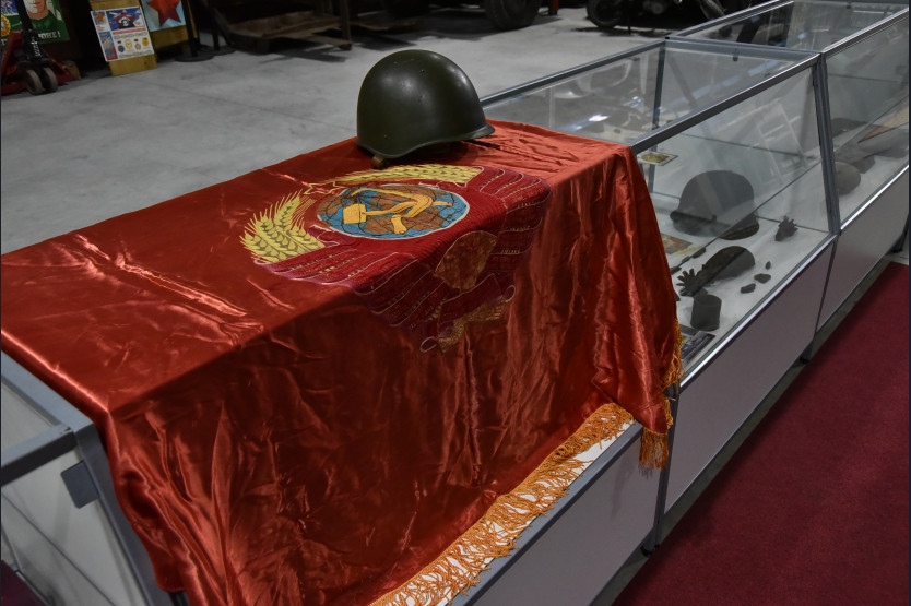 Накануне 9 мая губернатор Андрей Травников обсудил развитие в Новосибирской области современных музейных площадок