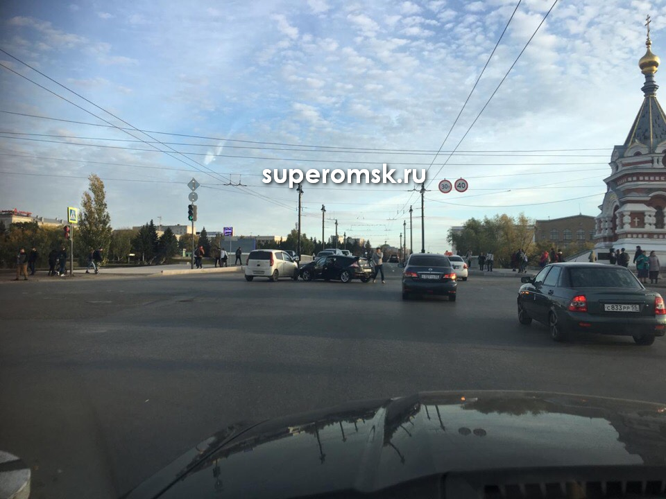 Юбилейный мост «открыли» первой аварией Юбилейный мост «открыли» первой аварией