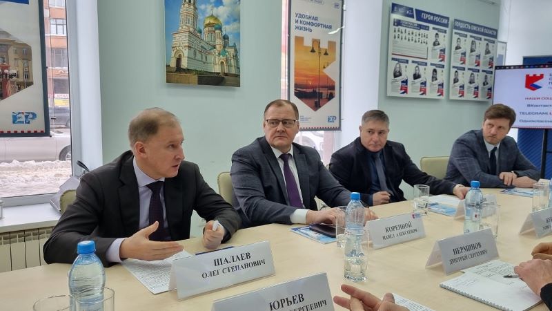 В Омской области готовят план по активному развитию самбо В Омской области готовят план по активному развитию самбо