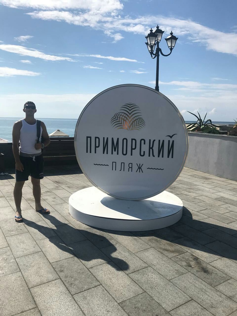 Чемпиона России по плаванию, который потерял ногу в страшном ДТП в Омске, перевели из реанимации в палату