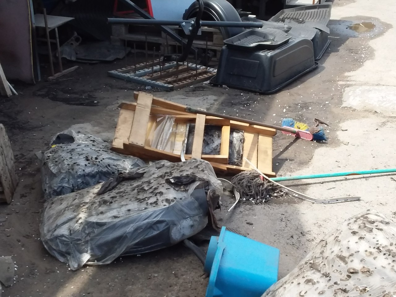 Пожар на омской оптовке Пожар на омской оптовке