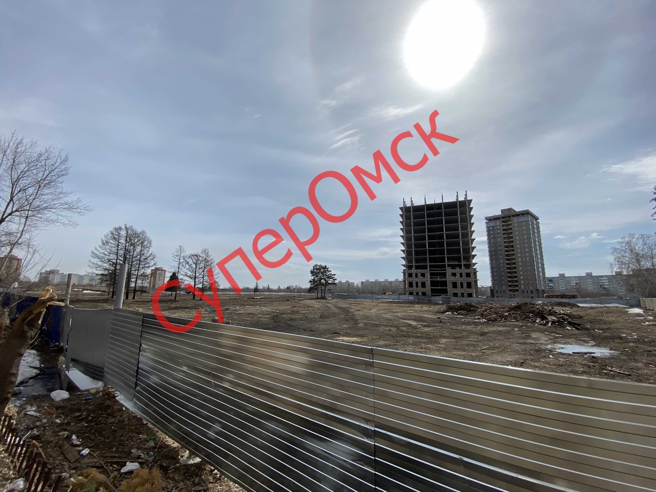 Омский застройщик Золотов приобрел гектары земли у недостроенного ЖК «Сады Наука»