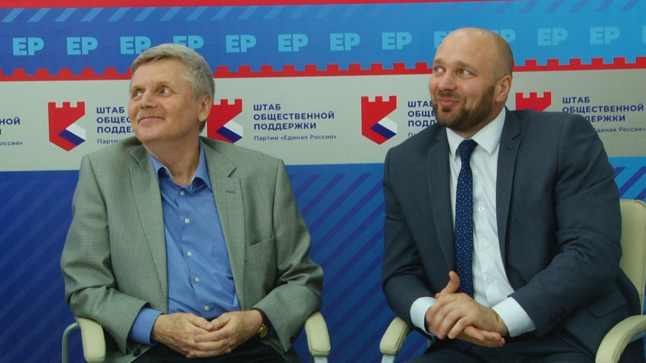 Депутат Омского горсовета Инна Гомолко организовала встречу с актерами Лицейского театра