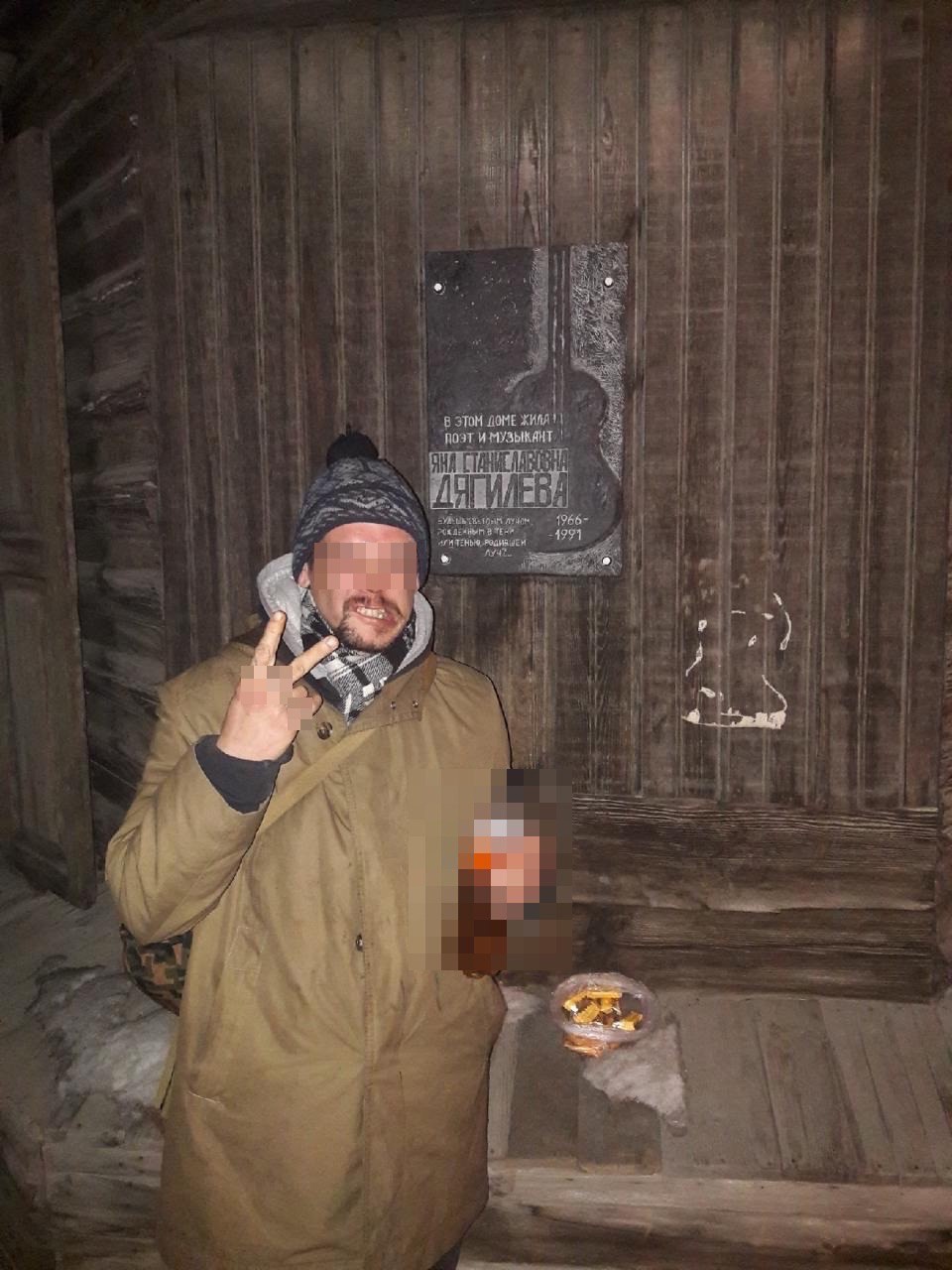 Омский панк-высотник получил пять лет тюрьмы за оправдание терроризма Омский панк-высотник получил пять лет тюрьмы за оправдание терроризма