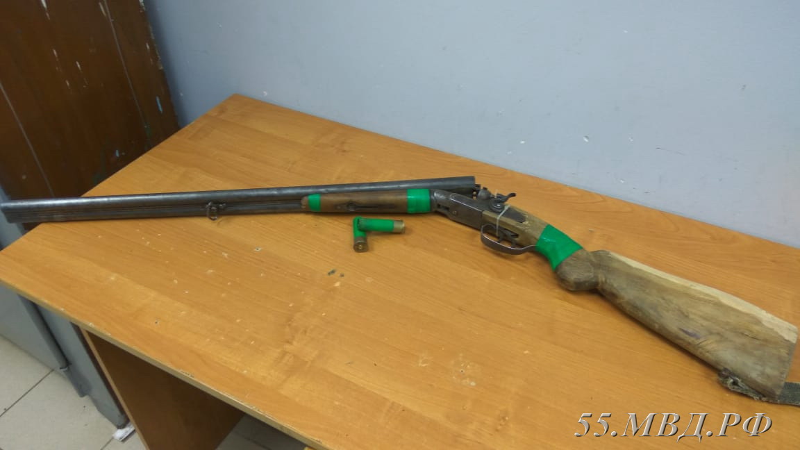 В Омской области охотник с ружьем принял товарища за зверя – молодой парень в реанимации В Омской области охотник с ружьем принял товарища за зверя – молодой парень в реанимации