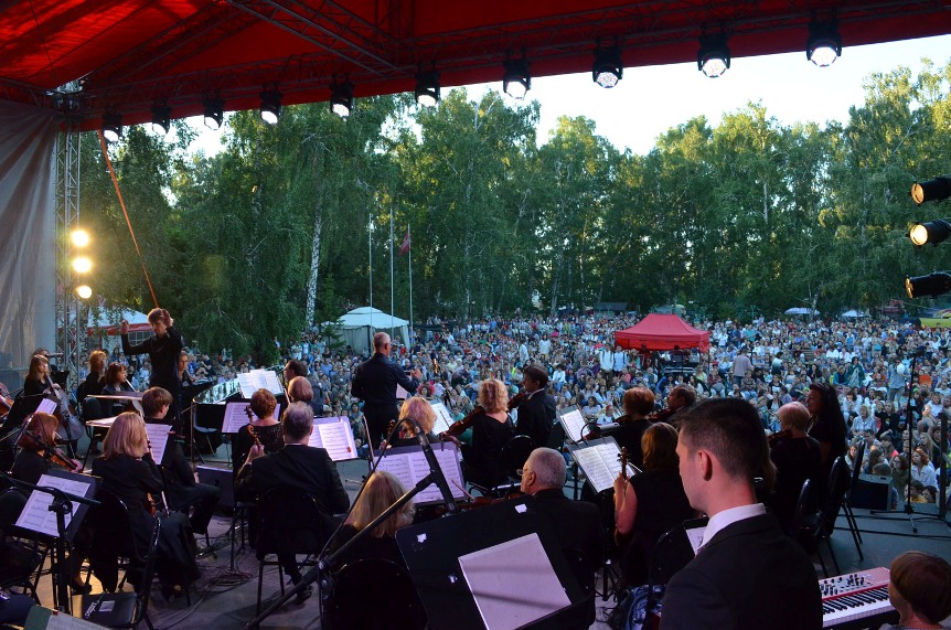 В Омске завершился марафон роскошной музыки в JazzПарке В Омске завершился марафон роскошной музыки в JazzПарке