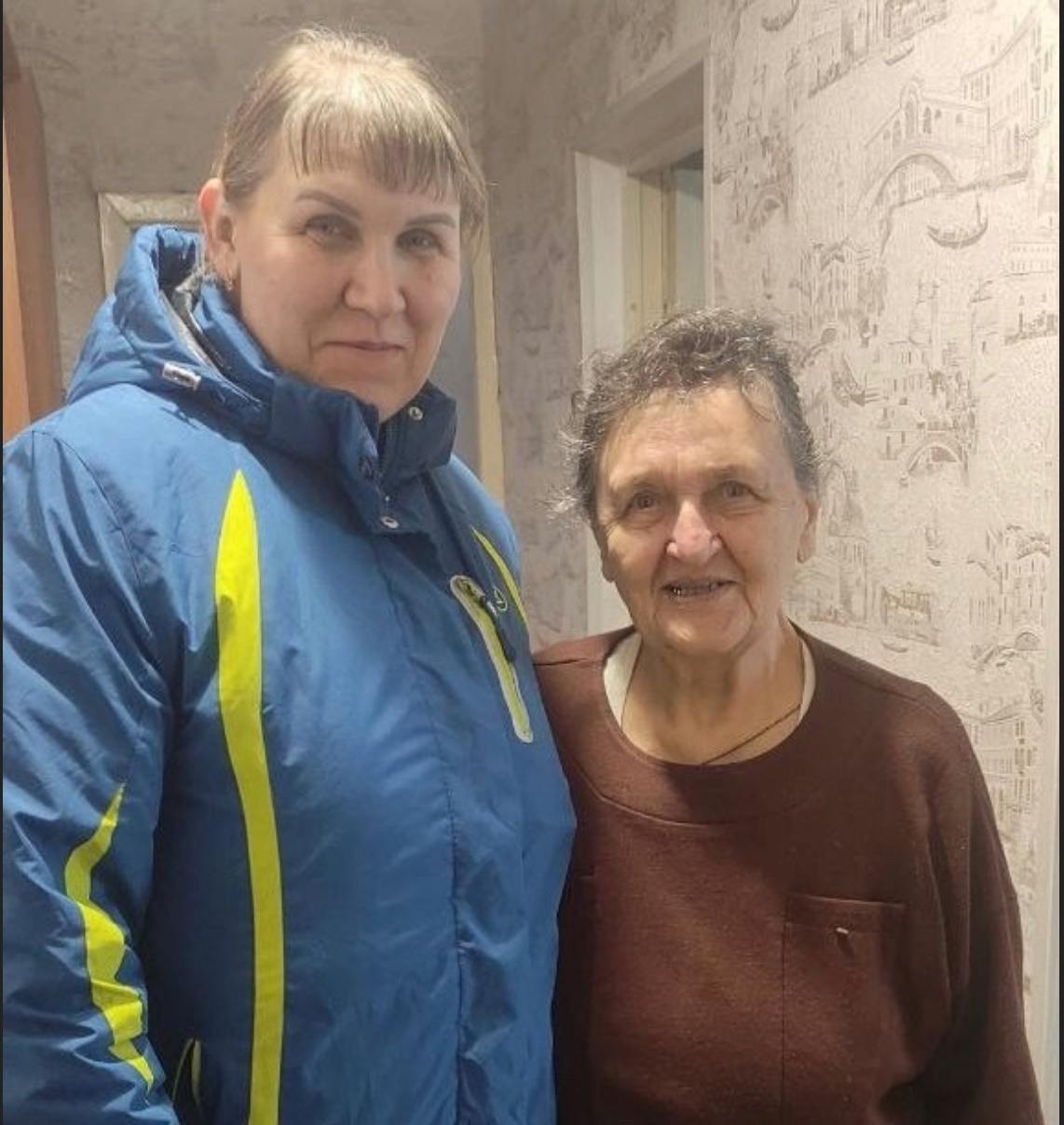 Жительниц Октябрьского округа поздравили с наступающим Международным женским днем Жительниц Октябрьского округа поздравили с наступающим Международным женским днем