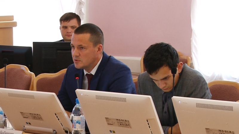 Вице-спикер Омского горсовета Ткачук отказался участвовать в «публичной казни» своего коллеги и покинул заседание Вице-спикер Омского горсовета Ткачук отказался участвовать в «публичной казни» своего коллеги и покинул заседание