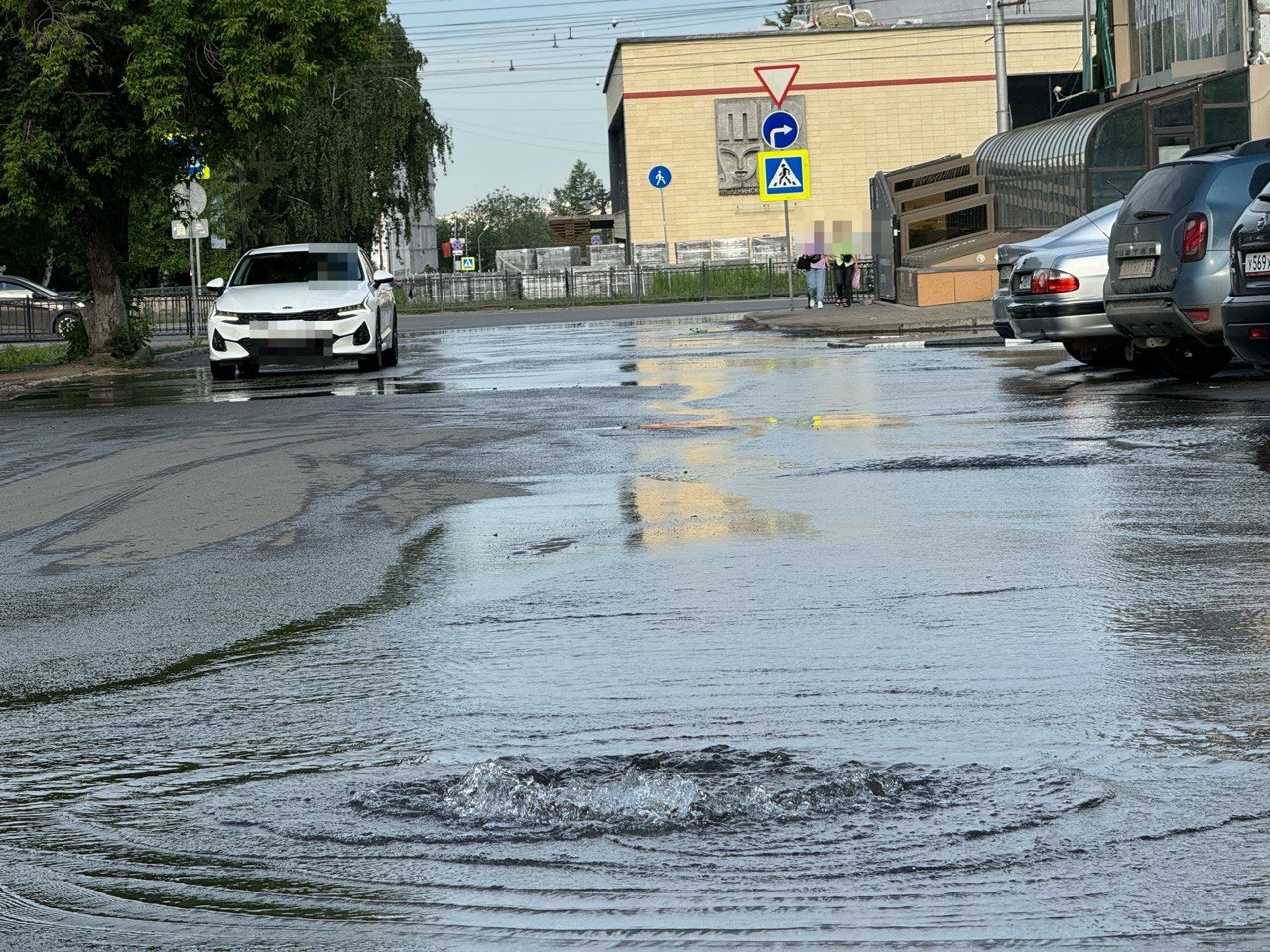 В «Омскводоканале» прокомментировали порыв в центре города В «Омскводоканале» прокомментировали порыв в центре города