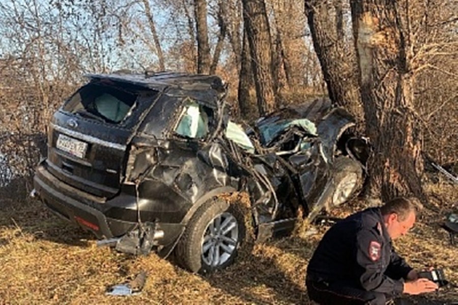 Мэр Абакана погиб в ДТП в Красноярском крае: ужасающий снимок с места аварии Мэр Абакана погиб в ДТП в Красноярском крае: ужасающий снимок с места аварии