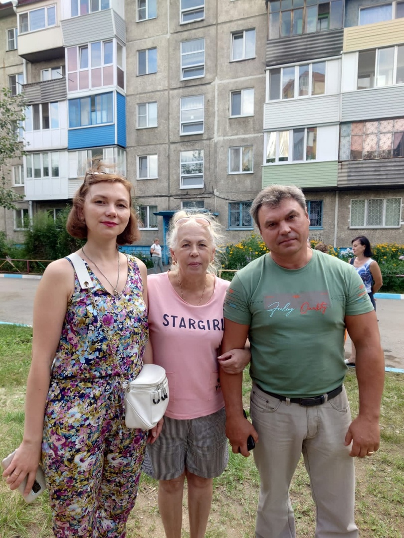 В Октябрьском округе появилась новая спортивная площадка В Октябрьском округе появилась новая спортивная площадка