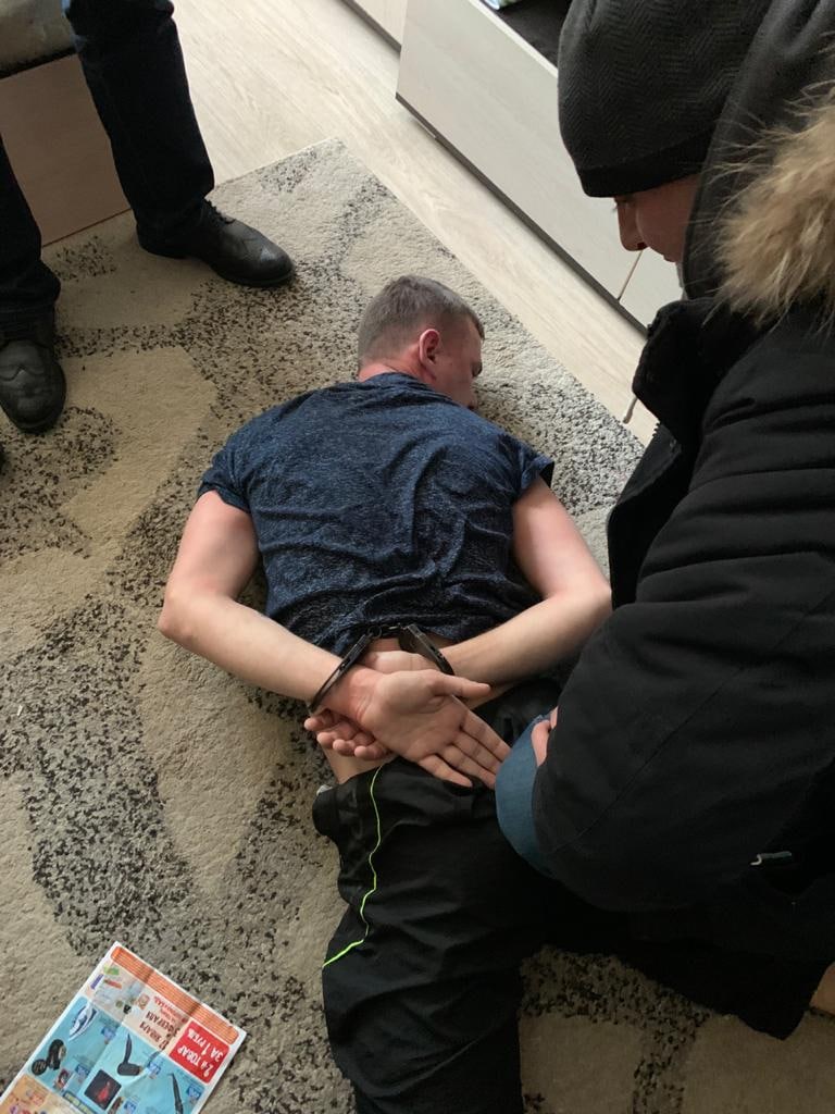 Стали известны подробности задержания подозреваемых в убийстве омского футболиста Дробыша Стали известны подробности задержания подозреваемых в убийстве омского футболиста Дробыша