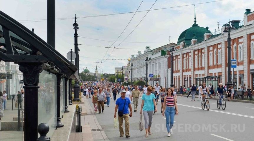 Как омичам развлечься на долгих жарких выходных Как омичам развлечься на долгих жарких выходных