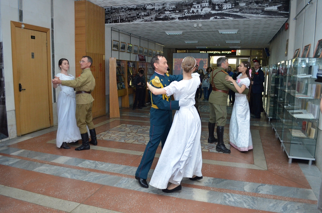 В Омске «Библионочь» прошла с невероятным ажиотажем – репортаж В Омске «Библионочь» прошла с невероятным ажиотажем – репортаж