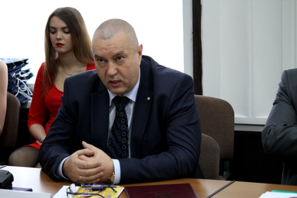 Омский депутат Госдумы Виктор Шрейдер возглавил попечительский совет СибАДИ Омский депутат Госдумы Виктор Шрейдер возглавил попечительский совет СибАДИ