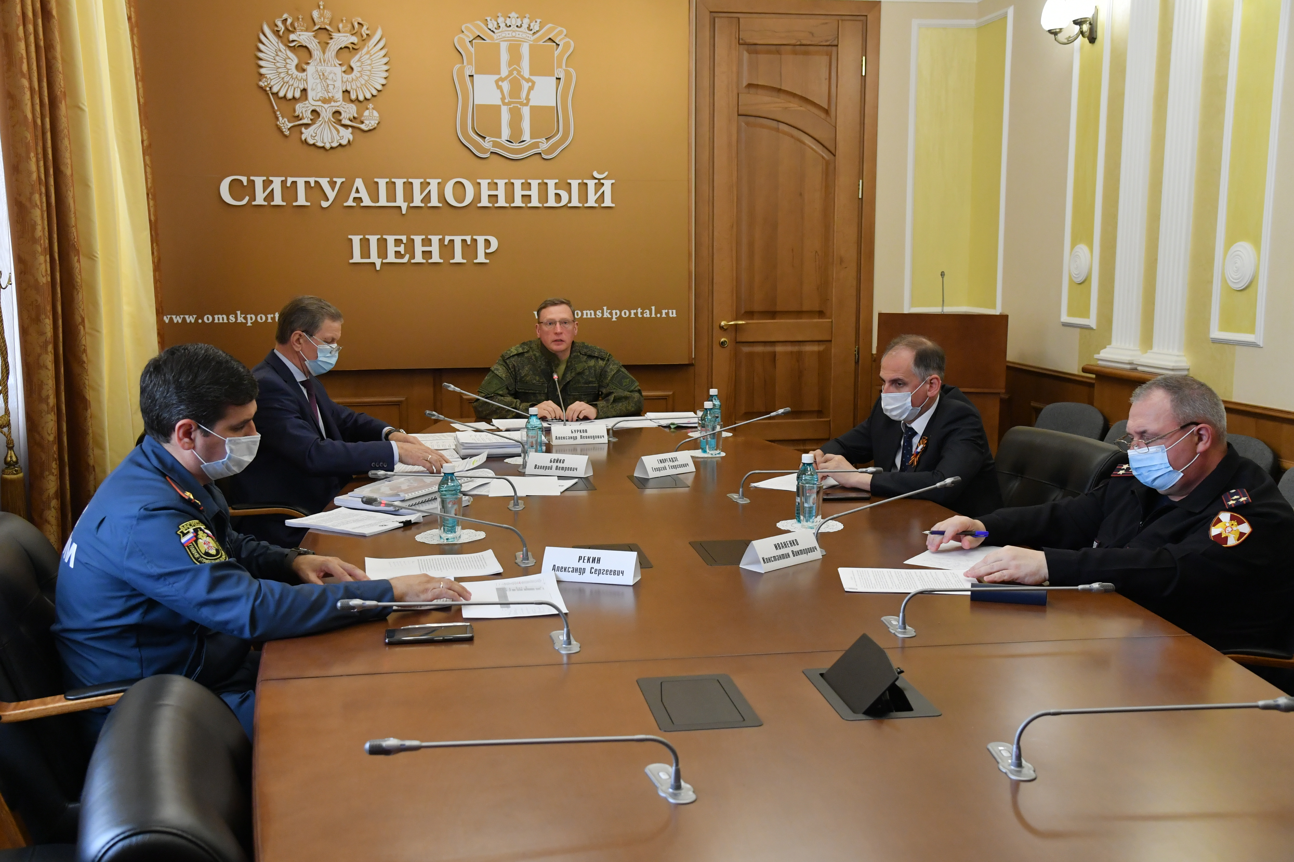 Александр Бурков обрушился с критикой на глав районов из-за природных пожаров Александр Бурков обрушился с критикой на глав районов из-за природных пожаров