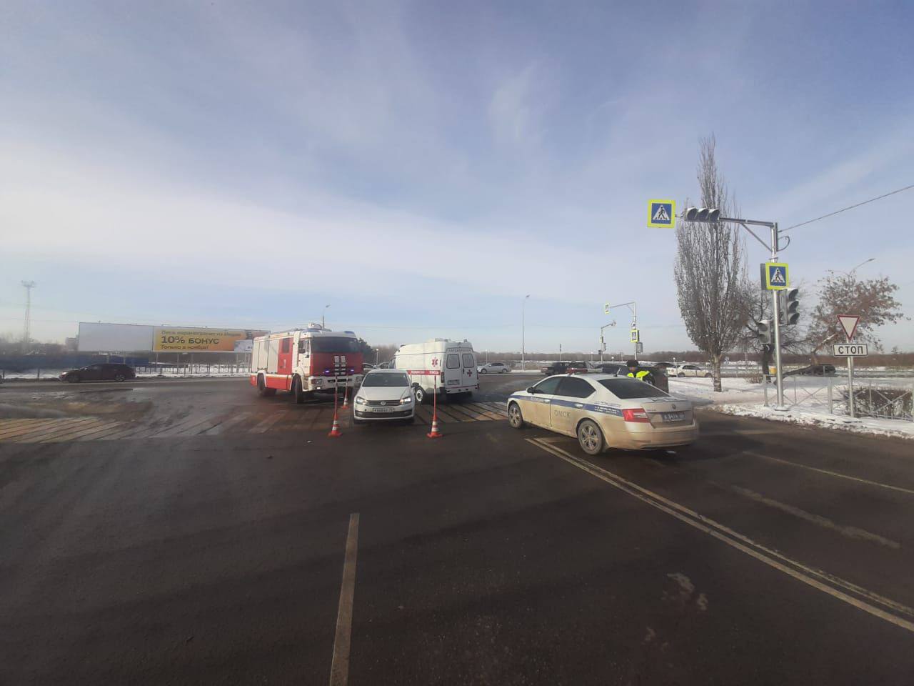 Омский школьник попал под колеса машины на улице Рождественского Омский школьник попал под колеса машины на улице Рождественского