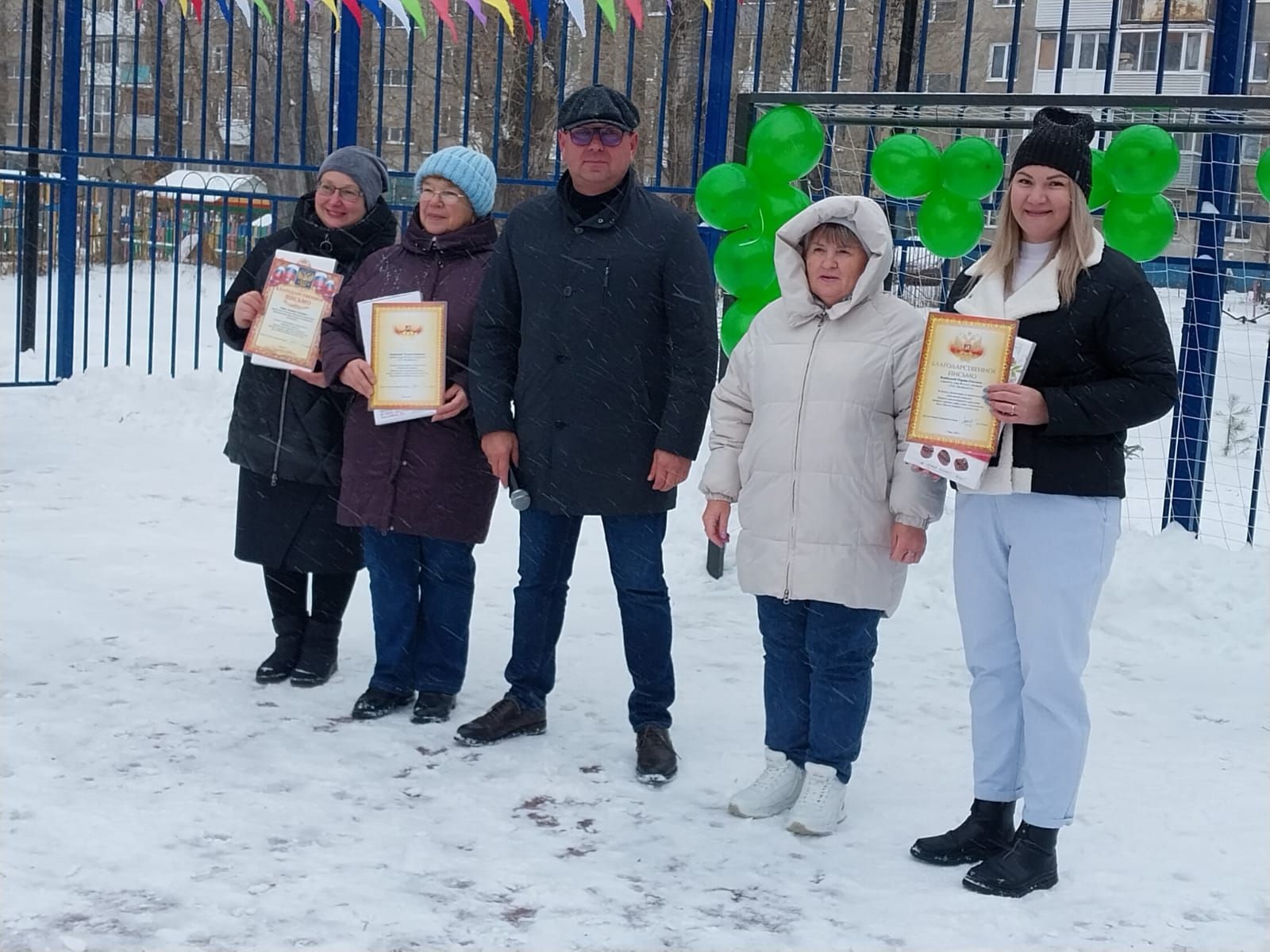 Депутат Дмитрий Сахань дал старт новому спортобъекту в САО Омска Депутат Дмитрий Сахань дал старт новому спортобъекту в САО Омска