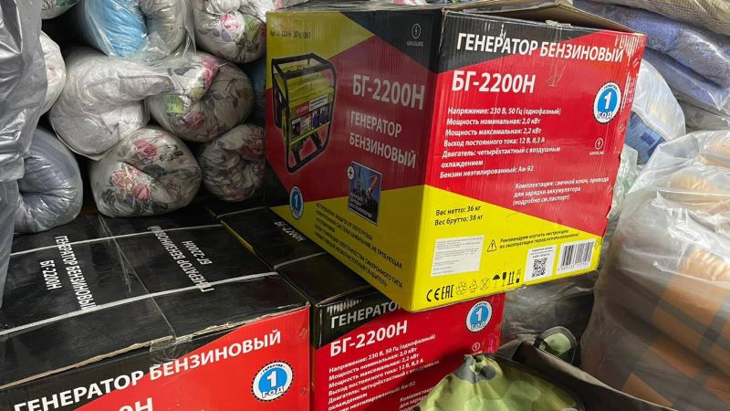 Бурков посетил пункт сбора помощи мобилизованным в Омске Бурков посетил пункт сбора помощи мобилизованным в Омске