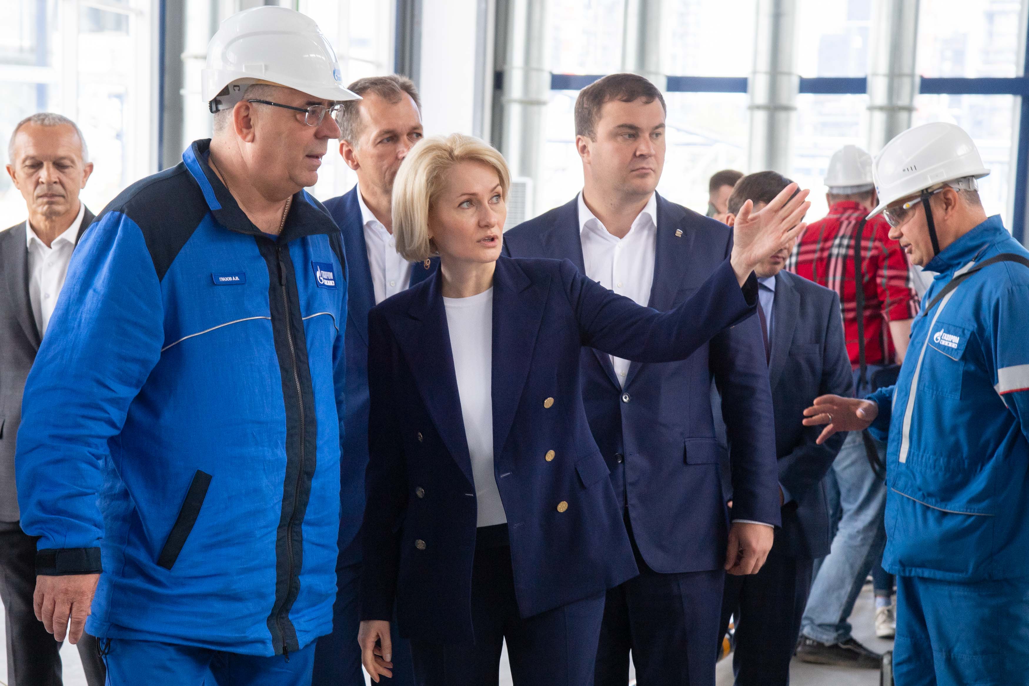 Вице-премьер Абрамченко отметила вклад Омского НПЗ в реализацию федерального проекта «Чистый воздух» Вице-премьер Абрамченко отметила вклад Омского НПЗ в реализацию федерального проекта «Чистый воздух»