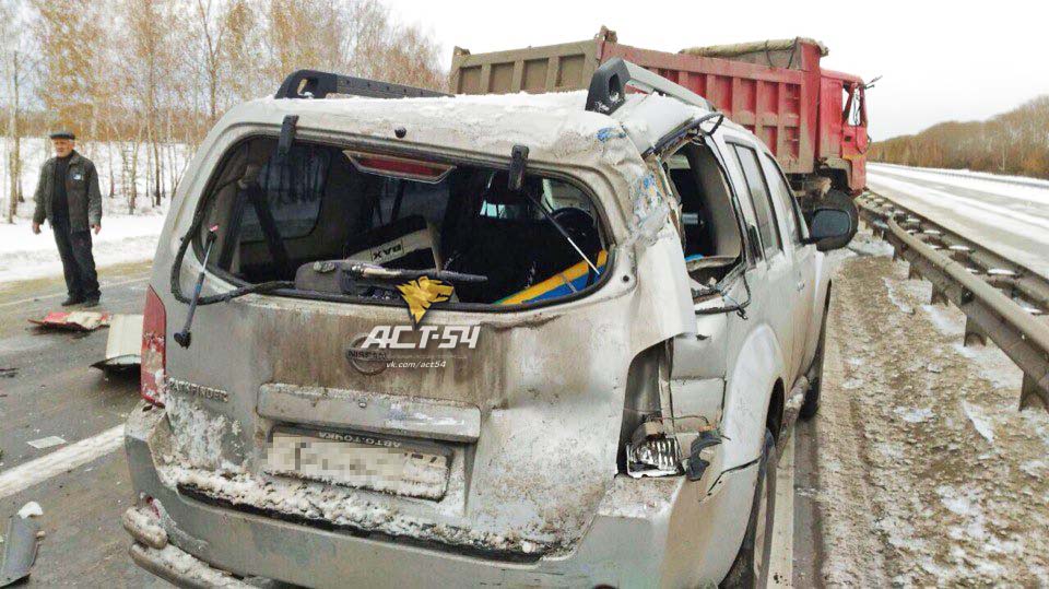 Скорая помощь разбилась в ДТП с четырьмя автомобилями на трассе Омск – Новосибирск – двое погибших Скорая помощь разбилась в ДТП с четырьмя автомобилями на трассе Омск – Новосибирск – двое погибших