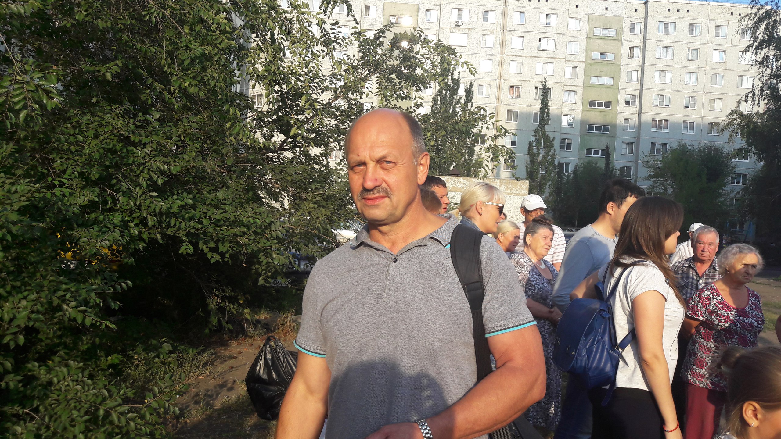 В Омске из-за ремонта дороги уничтожили детскую площадку