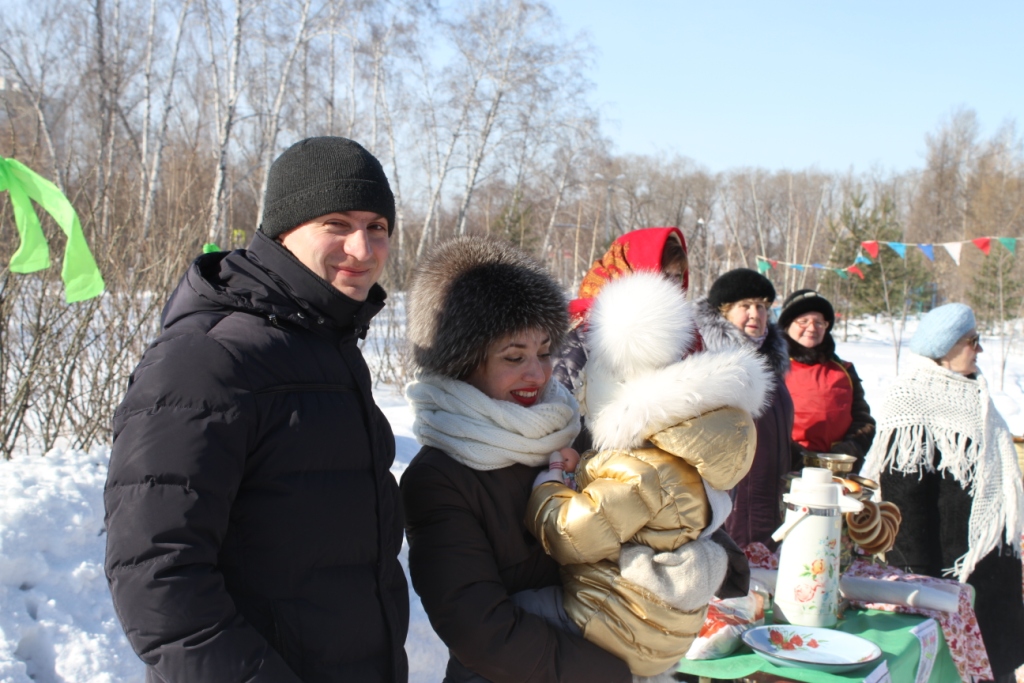 Масленица 2019 в Омске: конфетки-бараночки, частушки, хороводы со скоморохами, народные сказки и блины Масленица 2019 в Омске: конфетки-бараночки, частушки, хороводы со скоморохами, народные сказки и блины
