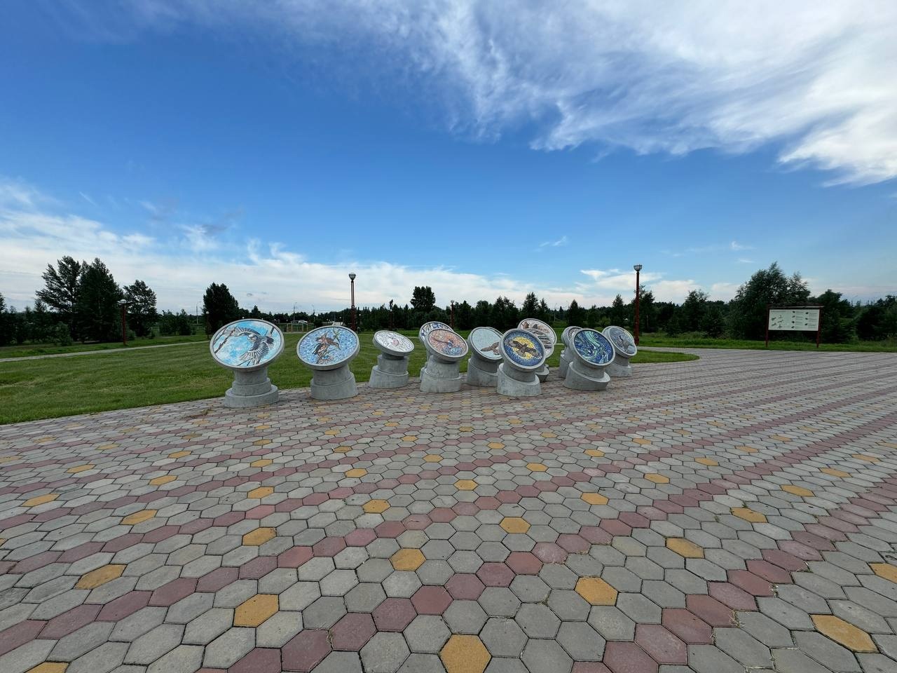 В омской «Птичьей гавани» формируют уникальное панно В омской «Птичьей гавани» формируют уникальное панно
